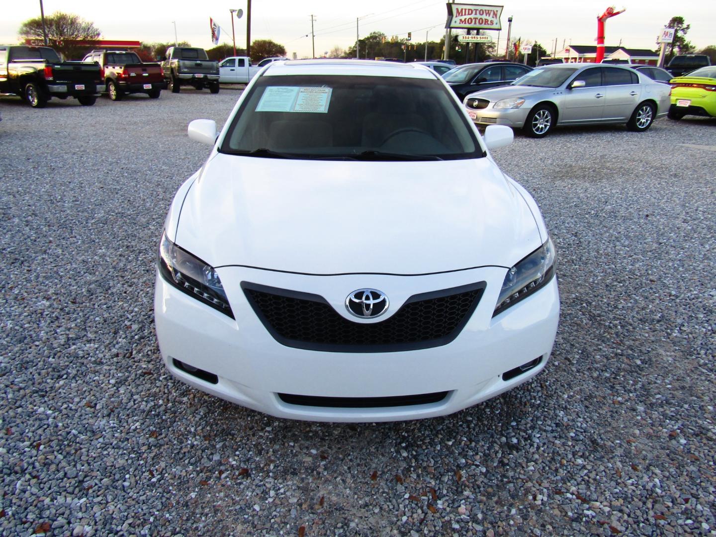 2009 WHITE /Tan Toyota Camry (4T1BE46KX9U) , Automatic transmission, located at 15016 S Hwy 231, Midland City, AL, 36350, (334) 983-3001, 31.306210, -85.495277 - Photo#1